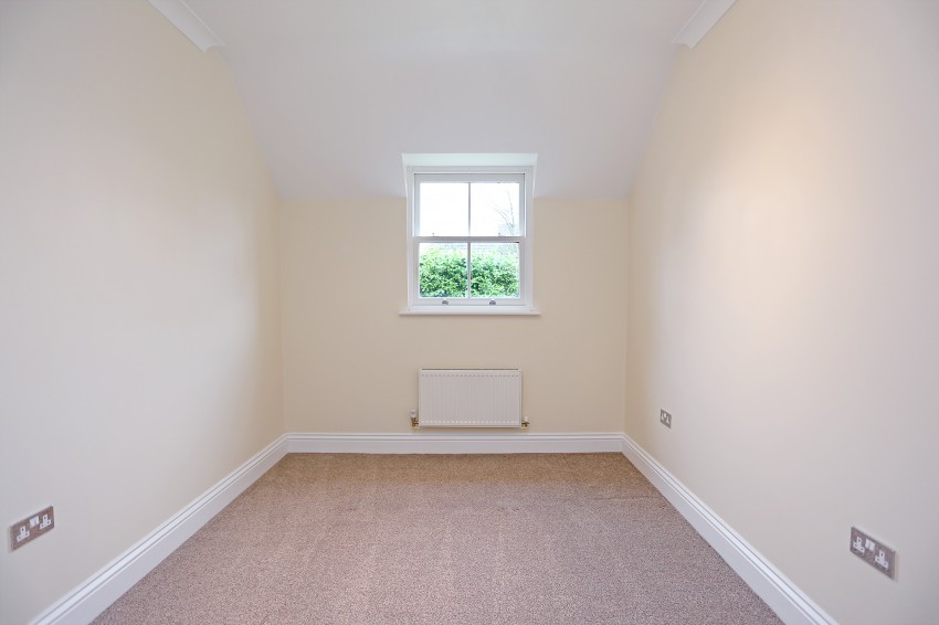 4bedroom detached house for sale in Malthouse Meadow, Solihull