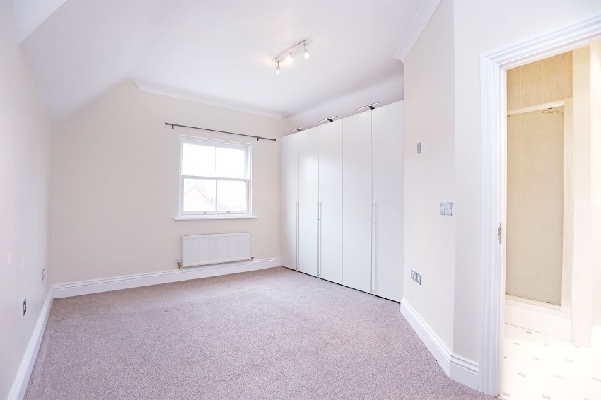 4bedroom detached house for sale in Malthouse Meadow, Solihull