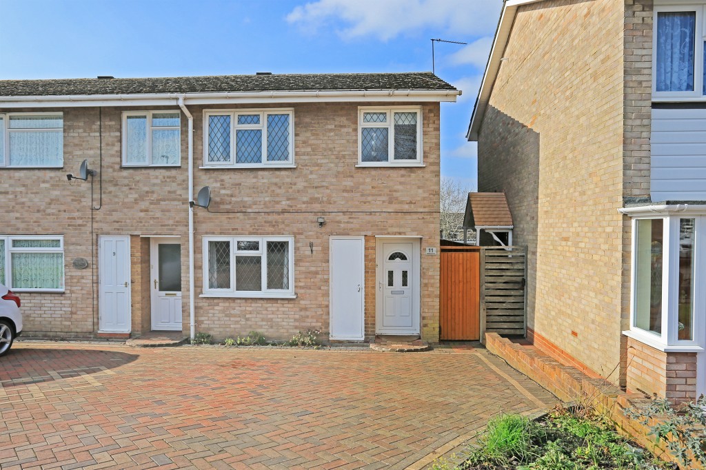 3bedroom town house for sale in Mitford Drive, Solihull