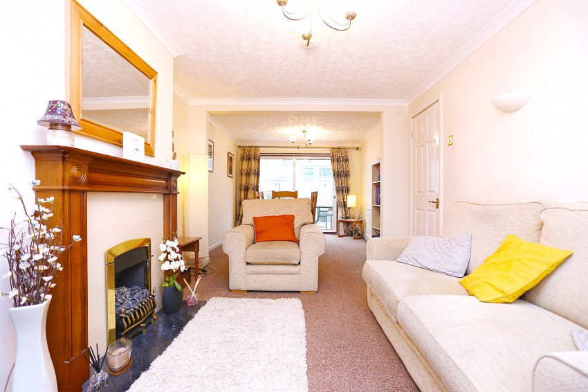 3bedroom semidetached house for sale in Arden Close, Meriden, Coventry