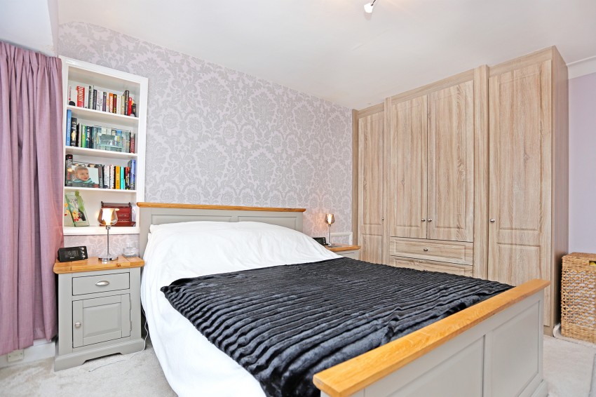 4bedroom semidetached house for sale in Wellington Grove, Solihull