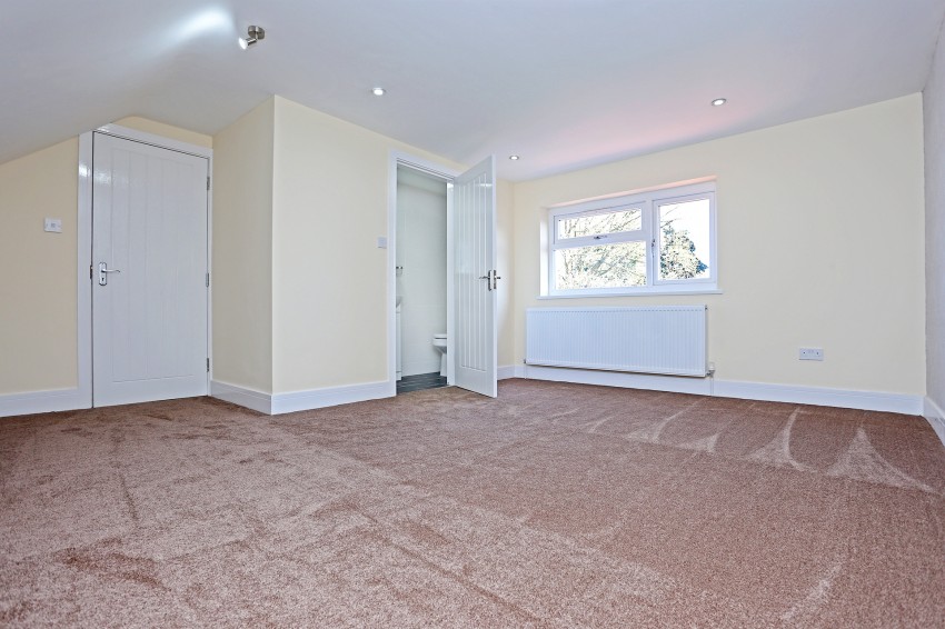 4bedroom semidetached house for sale in Hermitage Road, Solihull