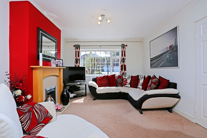 3bedroom semidetached house for sale in Neville Road, Shirley, Solihull