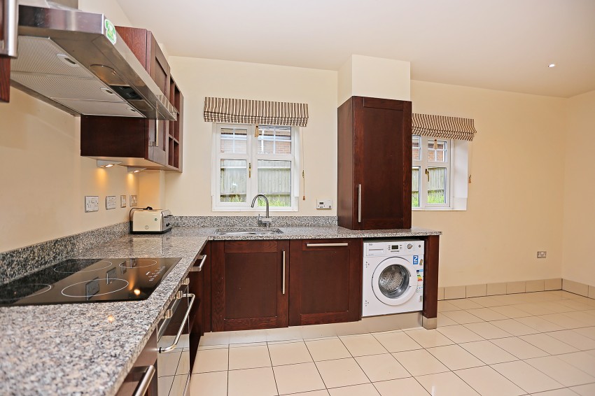 2bedroom apartment for sale in Katherine Place, 240 Station Road