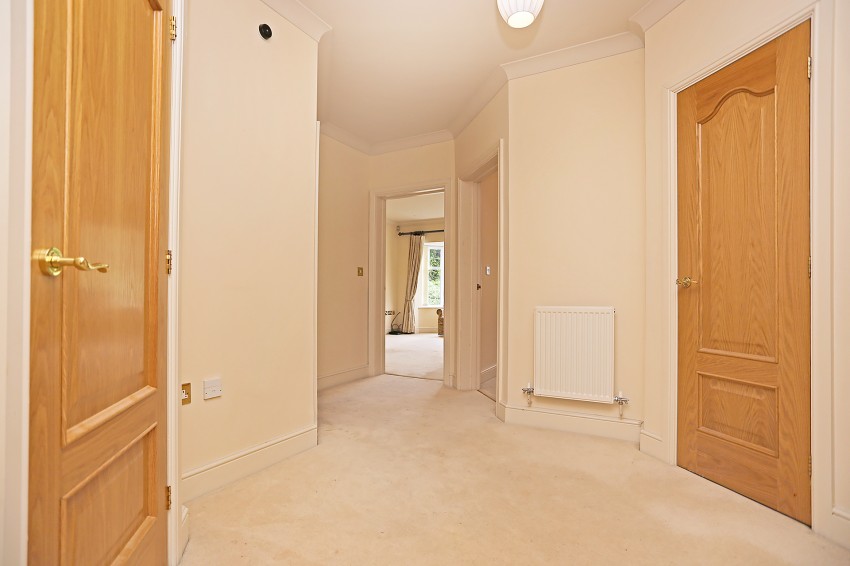 2bedroom apartment for sale in Katherine Place, 240 Station Road