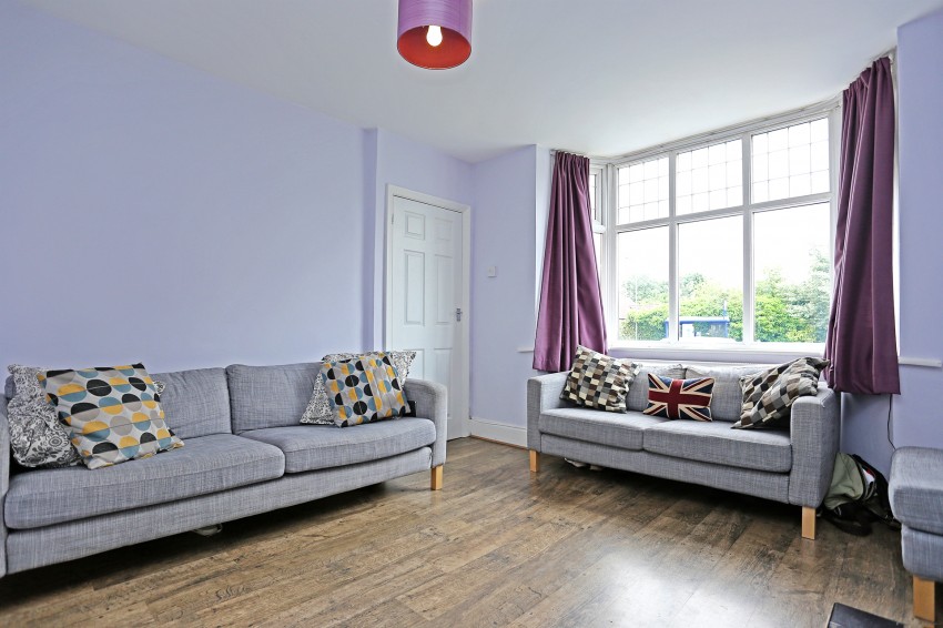 2bedroom semidetached house for sale in Wagon Lane, Solihull