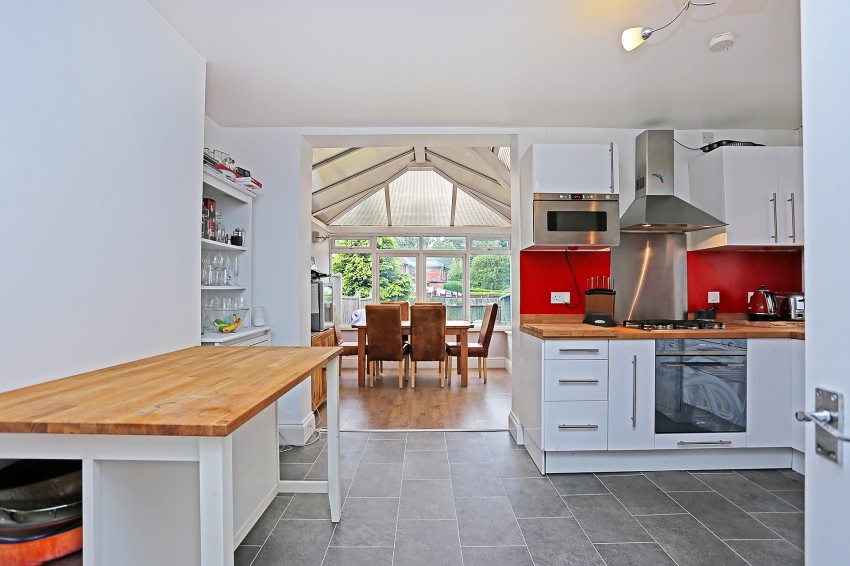 2bedroom semidetached house for sale in Wagon Lane, Solihull