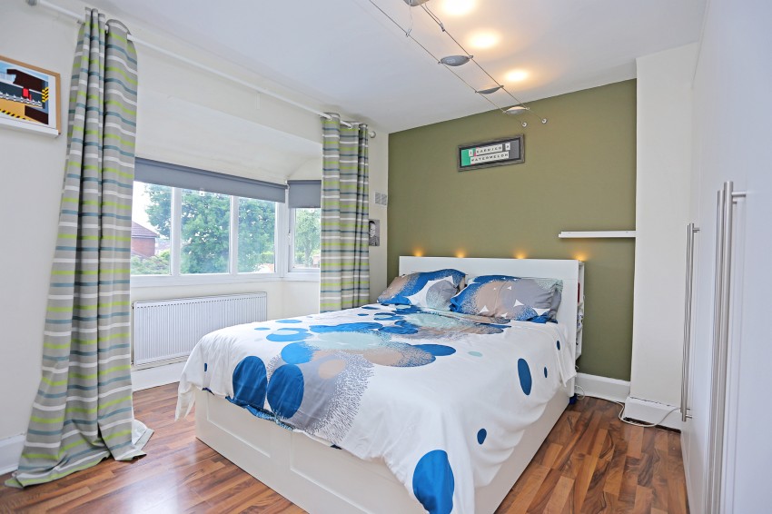 2bedroom semidetached house for sale in Wagon Lane, Solihull