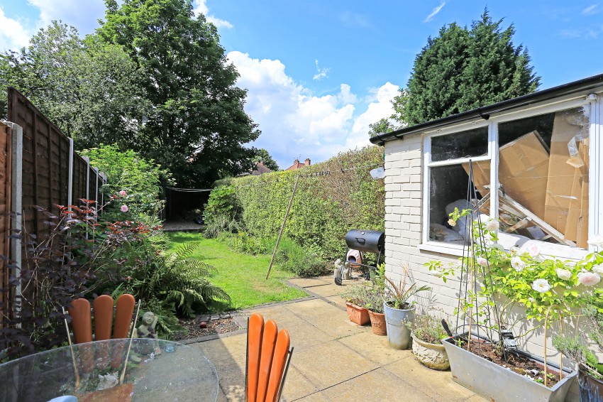 3bedroom town house for sale in Amberley Road, Solihull