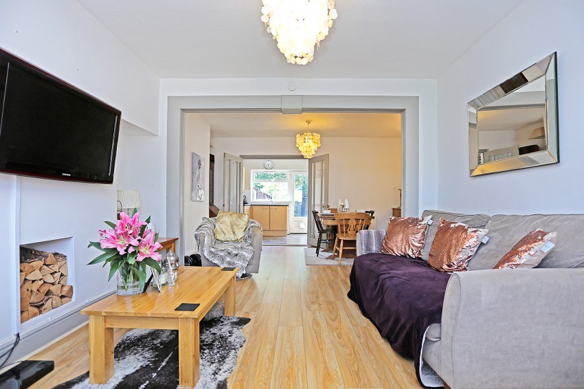 3bedroom town house for sale in Amberley Road, Solihull