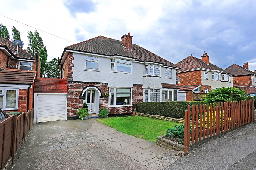 3bedroom semidetached house for sale in Wagon Lane, Solihull