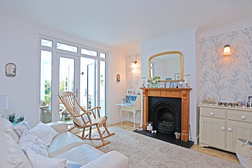 3bedroom semidetached house for sale in Wagon Lane, Solihull