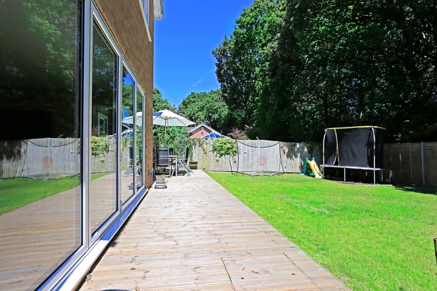 5bedroom detached house for sale in Rowthorn Drive, Monkspath, Solihull