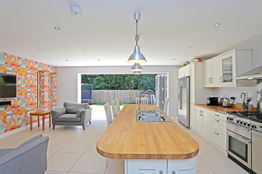 5bedroom detached house for sale in Rowthorn Drive, Monkspath, Solihull