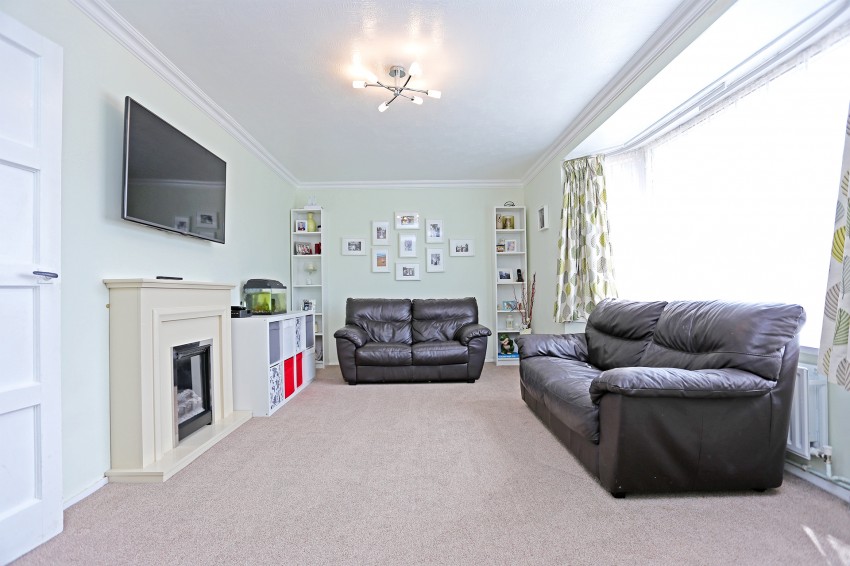 3bedroom town house for sale in Kimberley Road, Solihull