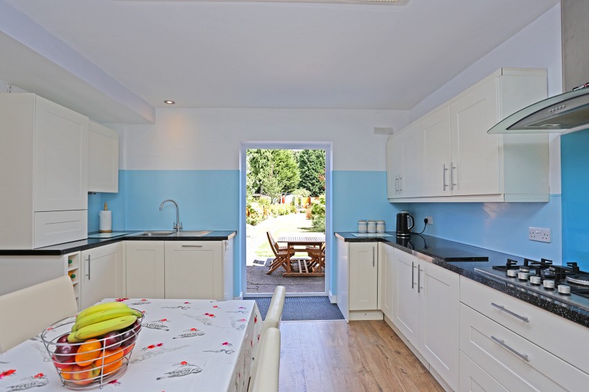 3bedroom town house for sale in Kimberley Road, Solihull