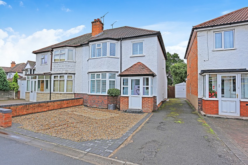 3bedroom semidetached house for sale in Stratford Road, Shirley, Solihull