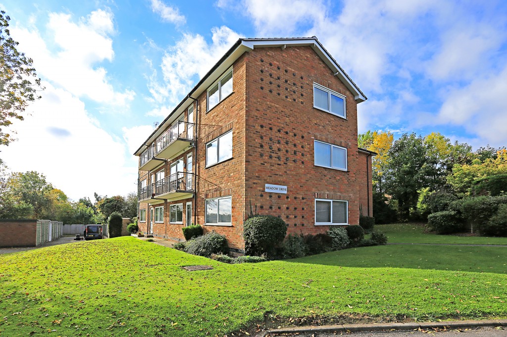 2bedroom apartment for sale in Meadow Drive, HamptonInArden, Solihull