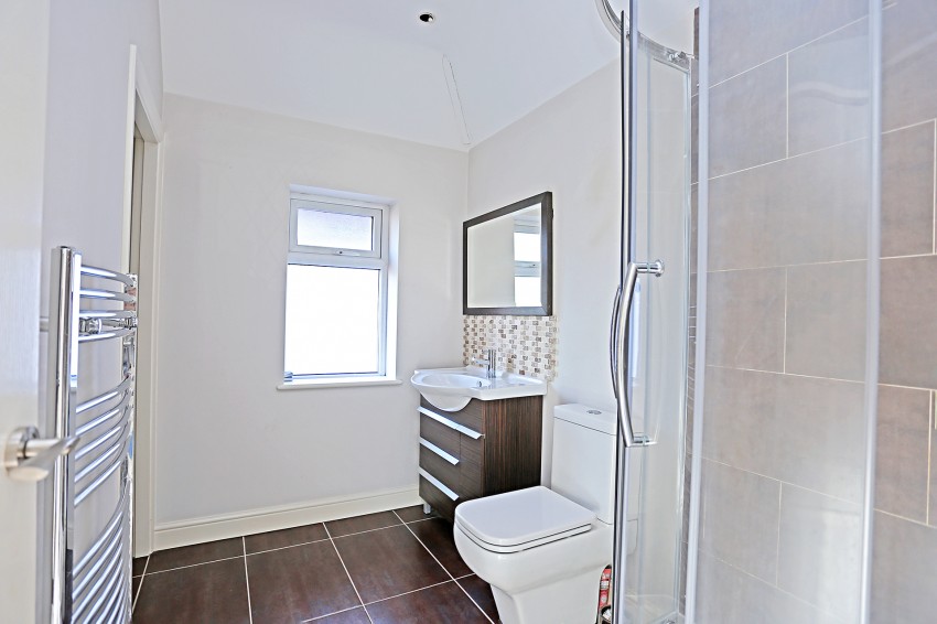 4bedroom semidetached house for sale in Edenbridge Road, Birmingham