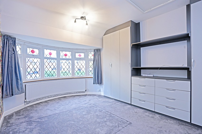 4bedroom semidetached house for sale in Edenbridge Road, Birmingham