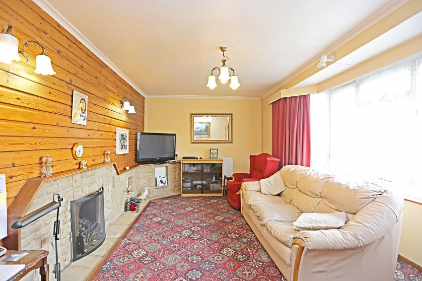 3bedroom semidetached house for sale in Daylesford Road, Solihull