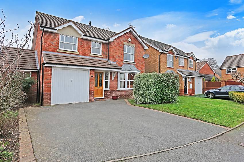 4bedroom detached house for sale in Huntley Drive, Solihull
