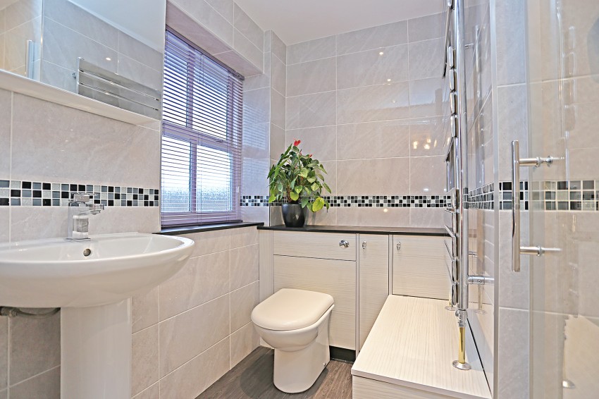 4bedroom detached house for sale in Huntley Drive, Solihull