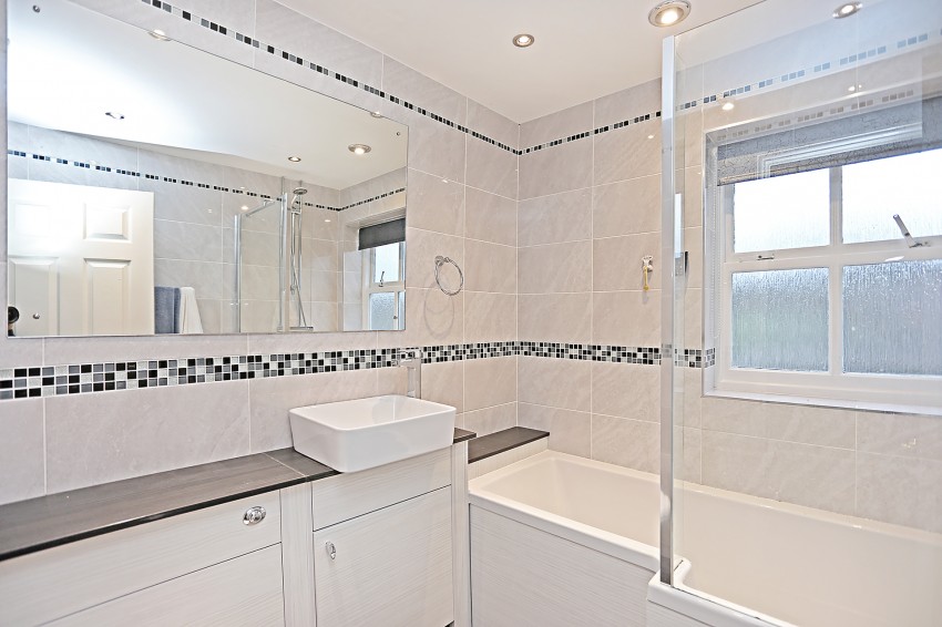 4bedroom detached house for sale in Huntley Drive, Solihull