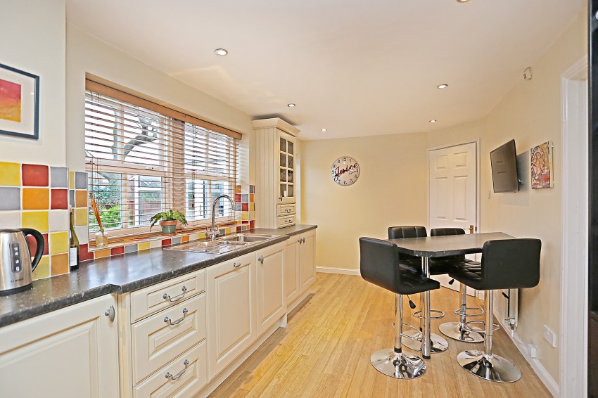 4bedroom detached house for sale in Huntley Drive, Solihull