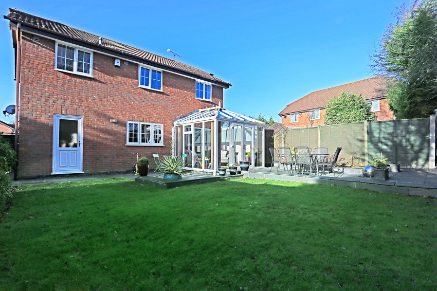 4bedroom detached house for sale in Elmbridge Drive, Shirley, Solihull