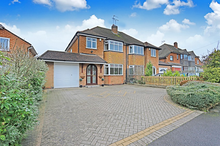 3bedroom semidetached house for sale in Brentwood Close, Solihull