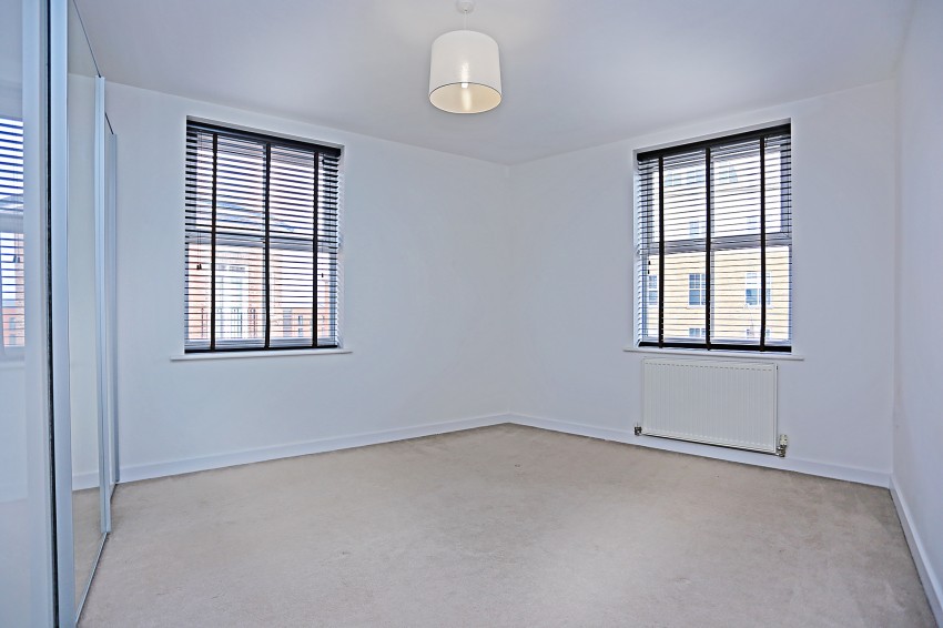 2bedroom apartment for sale in South Terrace, 214 Main Street, Dickens