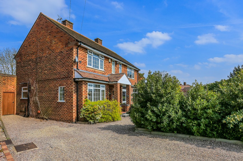 2bedroom semidetached house for sale in Redlands Road, Solihull
