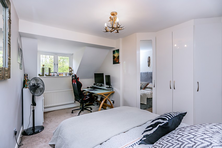 4bedroom detached house for sale in Ashbrook Crescent, Solihull