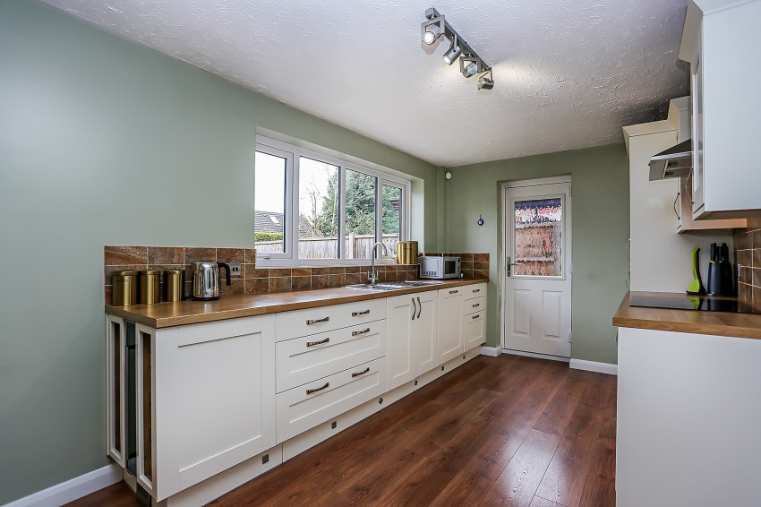 4bedroom detached house for sale in Ashbrook Crescent, Solihull