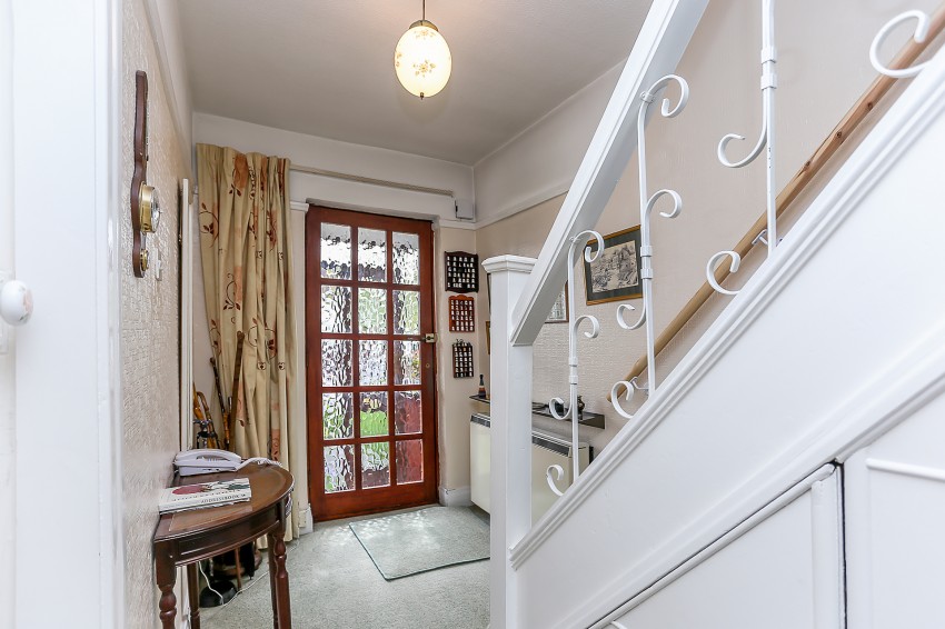 3bedroom semidetached house for sale in Pierce Avenue, Solihull