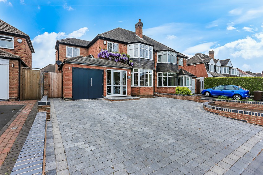 4bedroom semidetached house for sale in Stoneleigh Road, Solihull