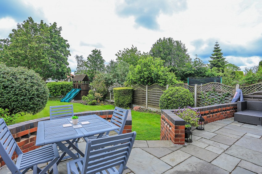 4bedroom semidetached house for sale in Bourton Road, Solihull