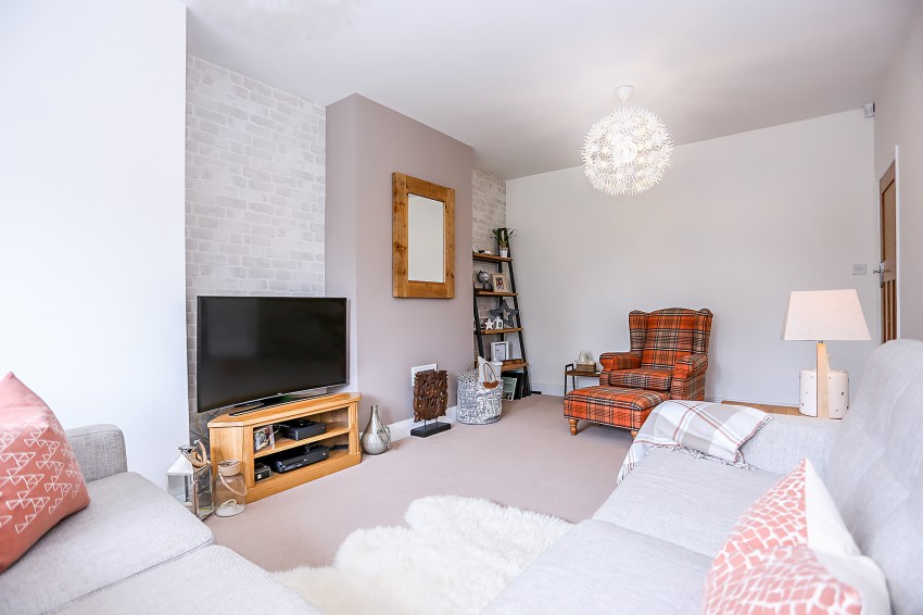 4bedroom semidetached house for sale in Bourton Road, Solihull