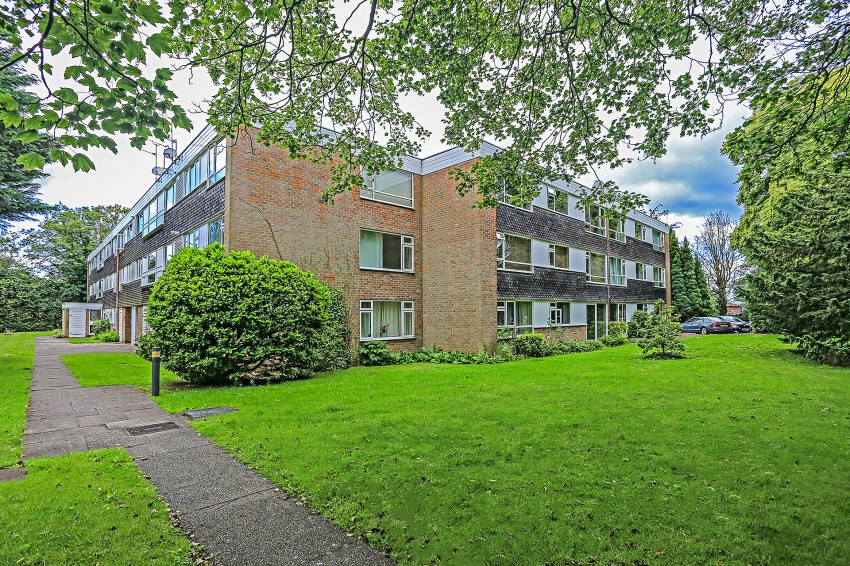 2bedroom apartment for sale in Keresley Close, Solihull