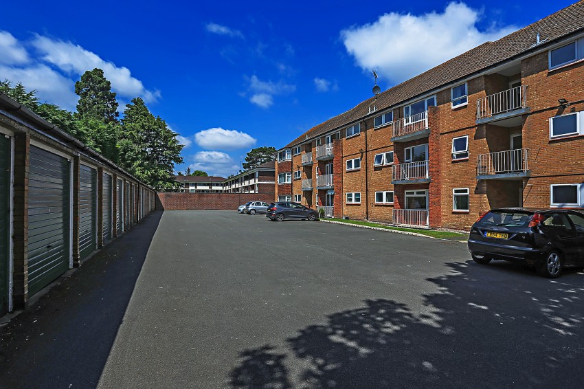 1bedroom apartment for sale in Dingle Court, Dingle Lane, Solihull