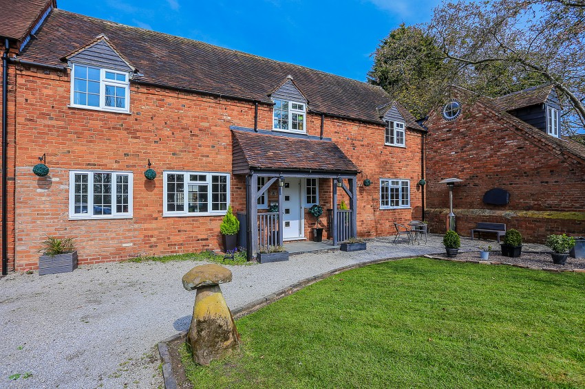 4bedroom semidetached house for sale in The Shrublands, Hob Lane