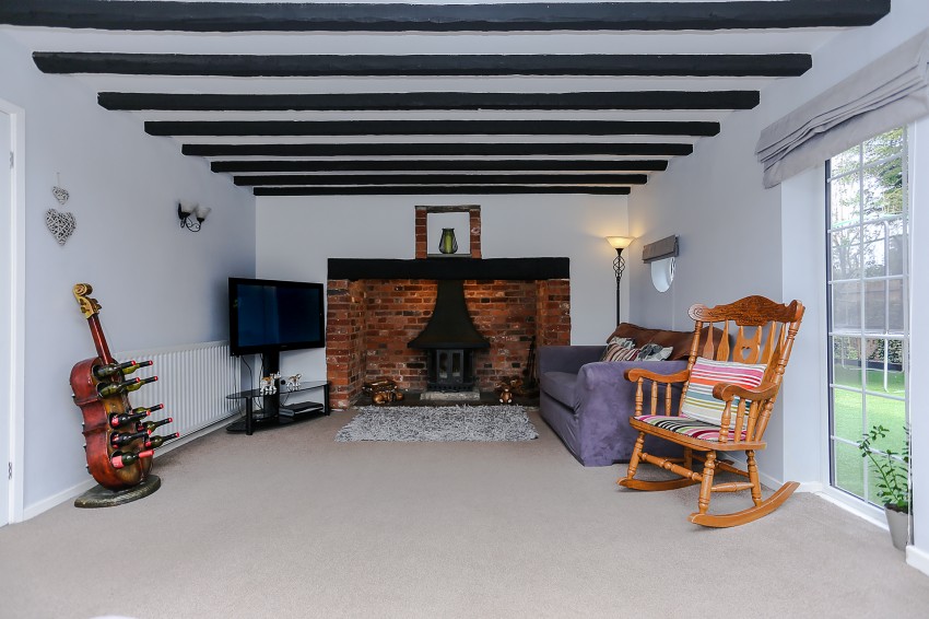 4bedroom semidetached house for sale in The Shrublands, Hob Lane