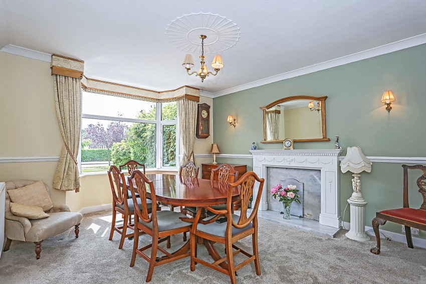 4bedroom detached house for sale in Buryfield Road, Solihull