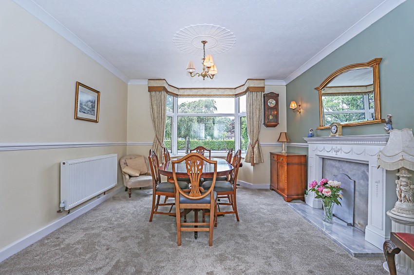 4bedroom detached house for sale in Buryfield Road, Solihull