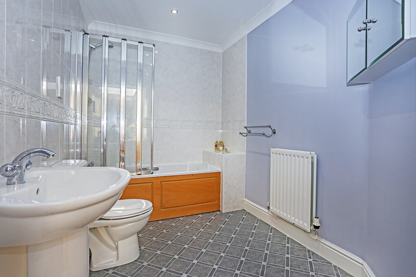 2bedroom apartment for sale in Ashleigh Heights, 514 Warwick Road