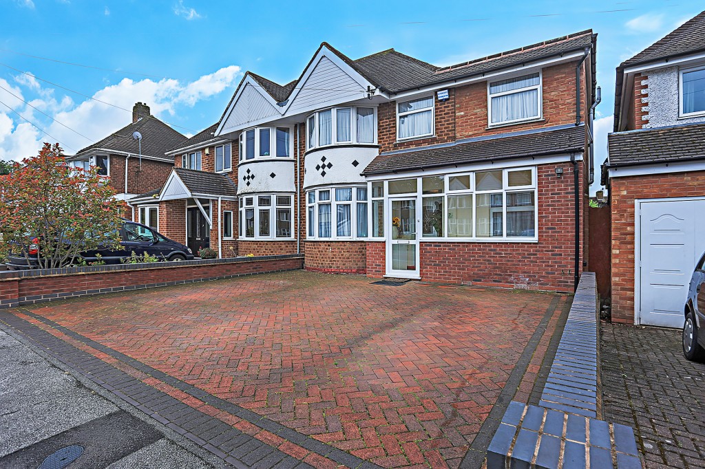 4bedroom semidetached house for sale in Kimberley Road, Solihull