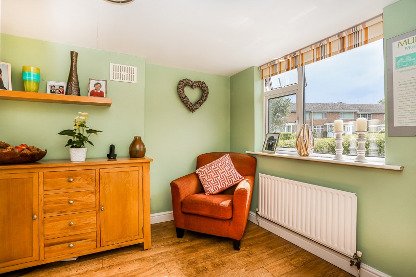 3bedroom town house for sale in Walsgrave Drive, Solihull