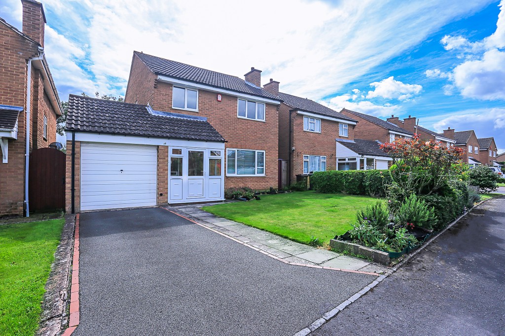 4bedroom detached house for sale in Shilton Close, Shirley, Solihull