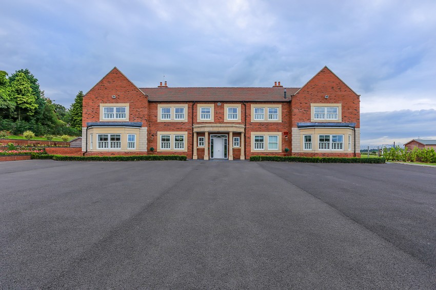 5bedroom detached house for sale in Mill Lane, Fillongley, Coventry